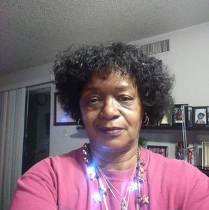 Meet your Posher, Delores